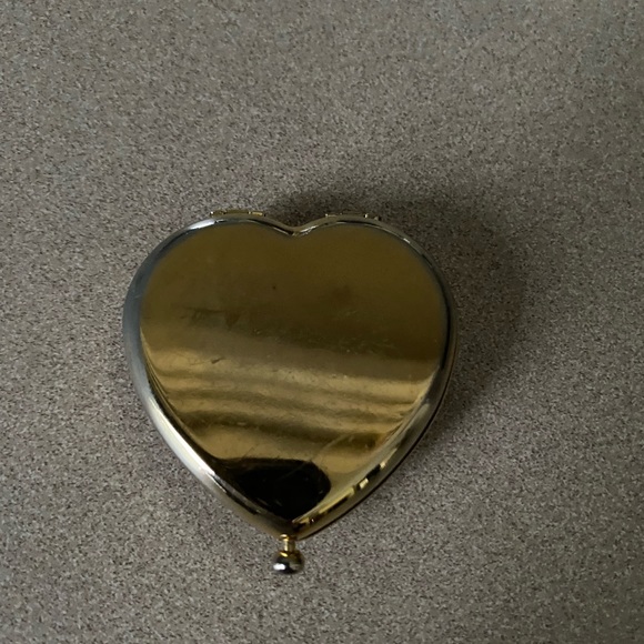 Small mirror - Picture 2 of 4